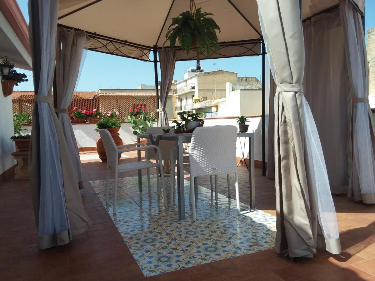 Dolce Far Niente Villa โนโต ภายนอก รูปภาพ