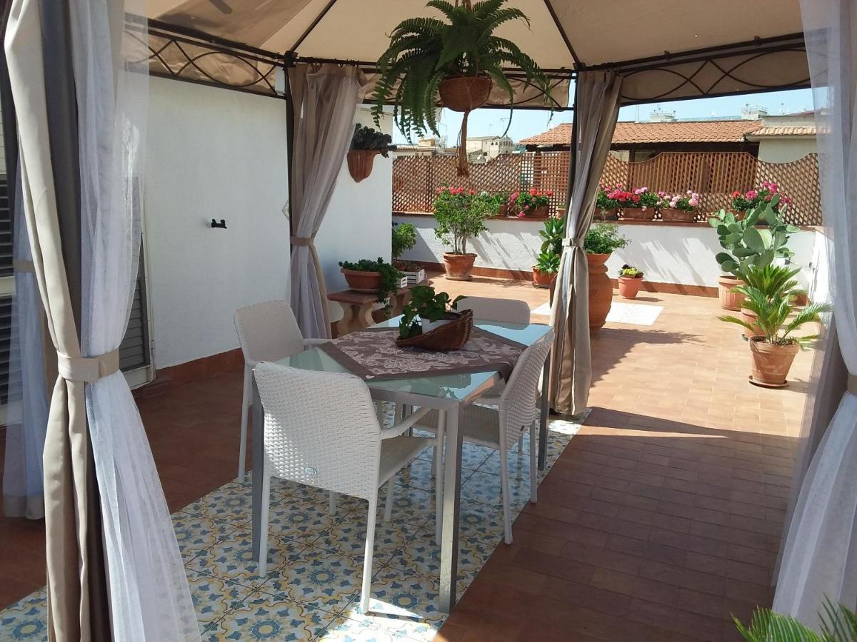 Dolce Far Niente Villa โนโต ภายนอก รูปภาพ