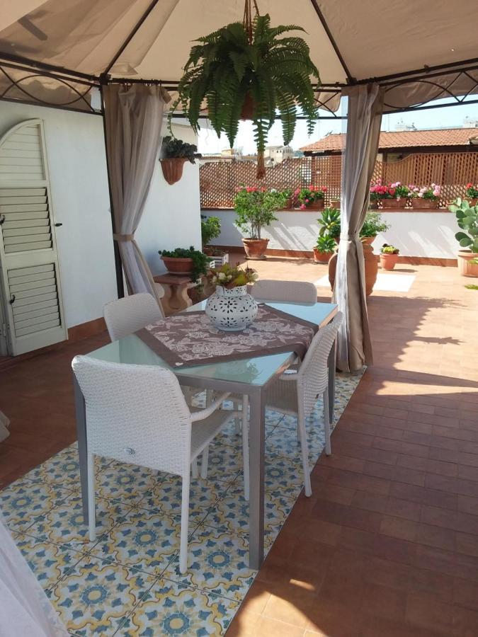Dolce Far Niente Villa โนโต ภายนอก รูปภาพ