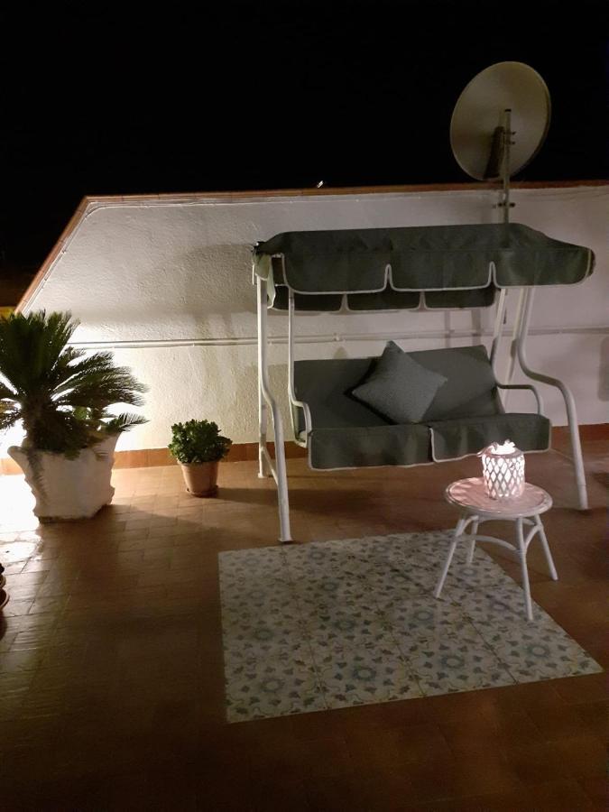 Dolce Far Niente Villa โนโต ภายนอก รูปภาพ